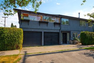 Photo 1: 1003 E 39TH Avenue in Vancouver: Fraser VE House for sale (Vancouver East)  : MLS®# R2716732
