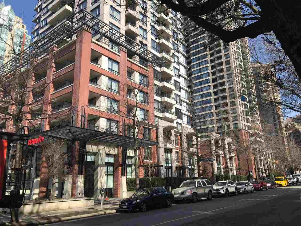 Main Photo: 1803 977 MAINLAND Street in Vancouver: Yaletown Condo for sale (Vancouver West)  : MLS®# R2527867