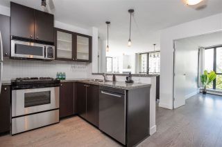 Photo 15: 405 124 W 1ST STREET in North Vancouver: Lower Lonsdale Condo for sale : MLS®# R2458347