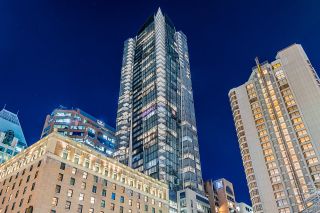 Main Photo: 2902 667 HOWE Street in Vancouver: Downtown VW Condo for sale in "The Private Residences at Hotel Georgia" (Vancouver West)  : MLS®# R2775953