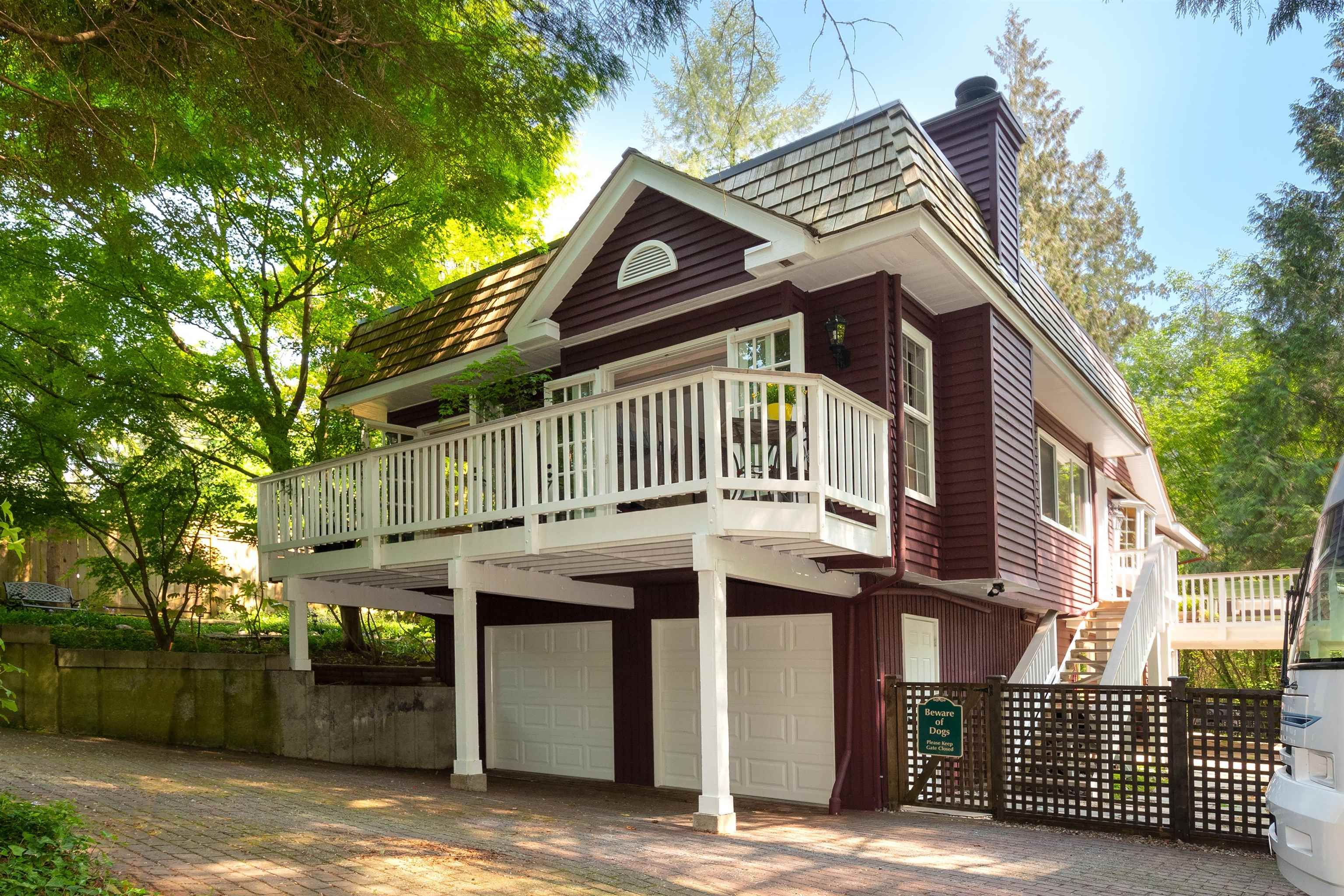 Main Photo: 1956 WOLFE Street in North Vancouver: Central Lonsdale House for sale : MLS®# R2781134