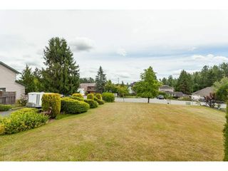Photo 3: 26833 25 AVENUE in Langley: Aldergrove Langley House for sale : MLS®# R2382975
