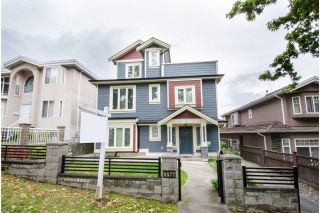 Main Photo: 2477 ST. LAWRENCE Street in Vancouver: Collingwood VE 1/2 Duplex for sale (Vancouver East)  : MLS®# R2832898