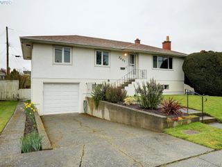 Photo 1: 2820 Richmond Rd in VICTORIA: SE Camosun House for sale (Saanich East)  : MLS®# 783639