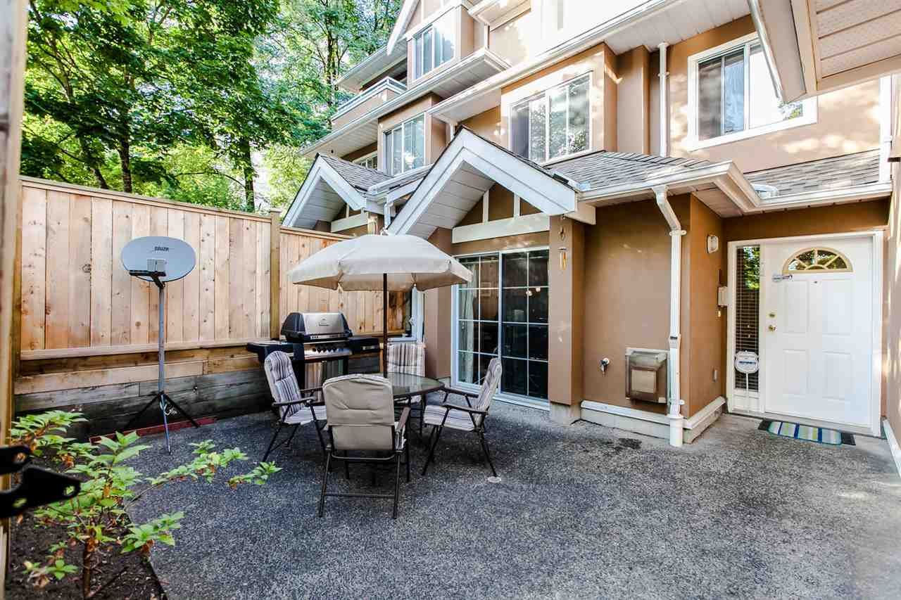 Main Photo: 18 7488 SALISBURY Avenue in Burnaby: Highgate Townhouse for sale in "WINSTON GARDENS" (Burnaby South)  : MLS®# R2197419