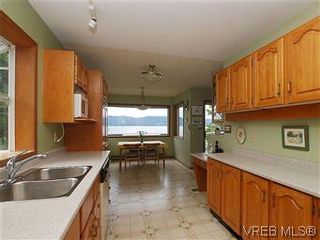 Photo 7: 10796 Madrona Drive in NORTH SAANICH: NS Deep Cove Single Family Detached for sale (North Saanich)  : MLS®# 295112