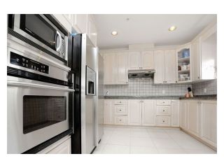 Photo 5: 5518 SHERBROOKE Street in Vancouver: Knight House for sale (Vancouver East)  : MLS®# V943616