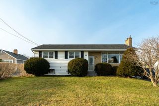 Photo 1: 82 Hornes Road in Eastern Passage: 11-Dartmouth Woodside, Eastern P Residential for sale (Halifax-Dartmouth)  : MLS®# 202227769