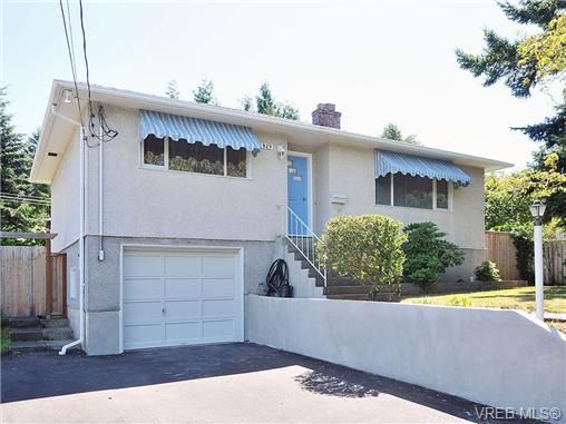 Main Photo: 3929 Braefoot Rd in VICTORIA: SE Cedar Hill House for sale (Saanich East)  : MLS®# 646556