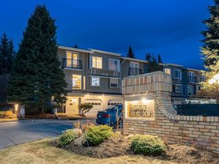 Photo 2: 190 3437 42 Street NW in Calgary: Varsity Row/Townhouse for sale : MLS®# C4288793