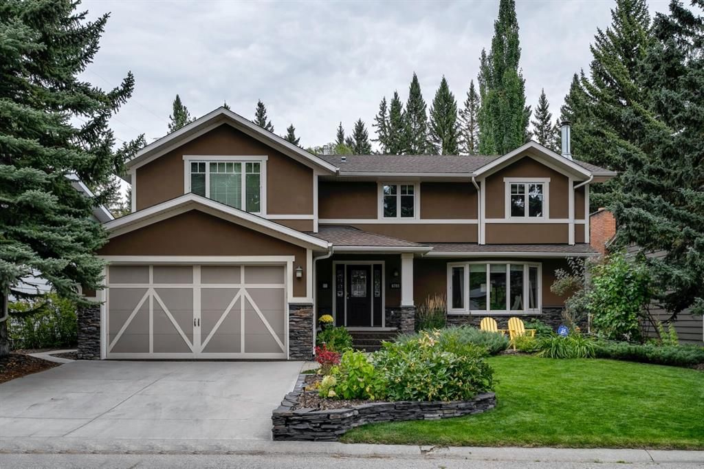 Main Photo: 6708 Legare Drive SW in Calgary: Lakeview Detached for sale : MLS®# A1159422