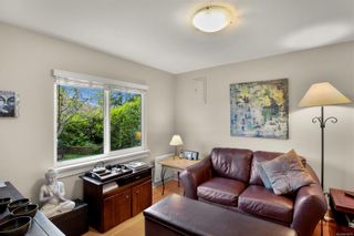 Photo 21: 310 Windermere Pl in Victoria: Vi Fairfield West House for sale : MLS®# 876076