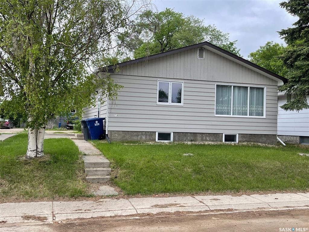 Main Photo: 219 3rd Avenue West in Spiritwood: Residential for sale : MLS®# SK932363
