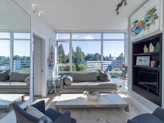 Photo 2: 1101 1468 W 14TH Avenue in Vancouver: Fairview VW Condo for sale (Vancouver West)  : MLS®# R2608942