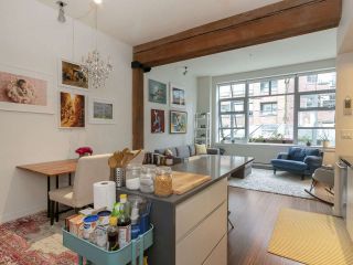 Photo 10: 205 1228 HOMER Street in Vancouver: Yaletown Condo for sale in "The Ellison" (Vancouver West)  : MLS®# R2253488
