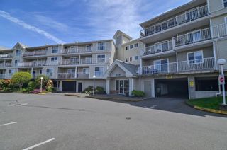 Photo 2: 320 155 Erickson Rd in Campbell River: CR Willow Point Condo for sale : MLS®# 938248