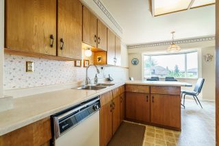 Photo 16: 2100 EDGEWOOD Avenue in Coquitlam: Central Coquitlam House for sale : MLS®# R2796798