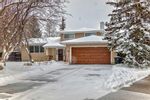 Main Photo: 14 Varmoor Place NW in Calgary: Varsity Detached for sale : MLS®# A2116711