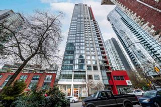 Photo 2: 2405 1211 MELVILLE Street in Vancouver: Coal Harbour Condo for sale (Vancouver West)  : MLS®# R2865167