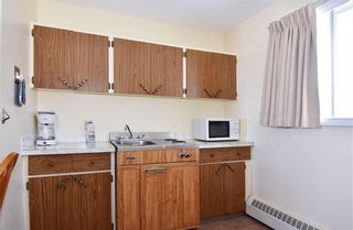 Photo 9: 15 rooms Motel for sale Northern Alberta: Business with Property for sale