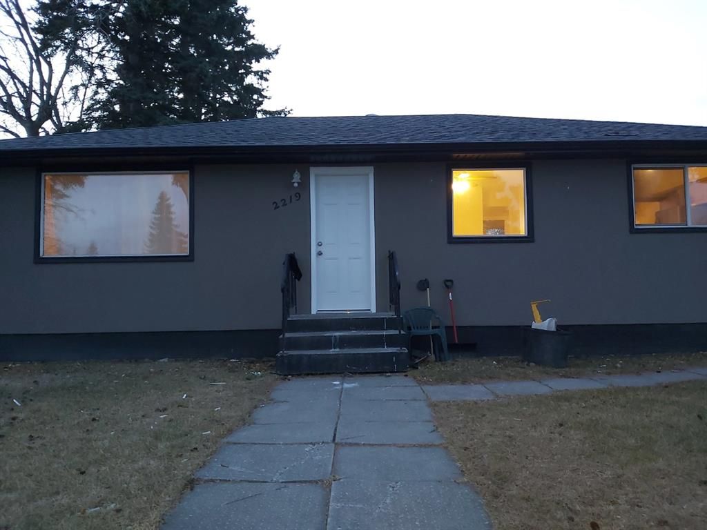 Main Photo: 2219 45 Street SE Calgary Home For Sale
