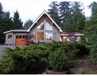 Photo 1: 2624 RHUM & EIGG Drive in Squamish: Garibaldi Highlands House for sale : MLS®# V714727