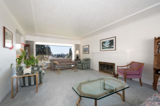 Photo 8: 996 BEAUMONT Drive in North Vancouver: Edgemont House for sale : MLS®# R2865015