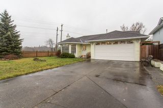 Photo 3: 19848 53RD Avenue in Langley: Langley City House for sale : MLS®# R2236557