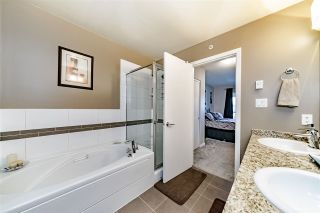 Photo 10: 403 11667 HANEY Bypass in Maple Ridge: West Central Condo for sale in "HANEY'S LANDING" : MLS®# R2336423