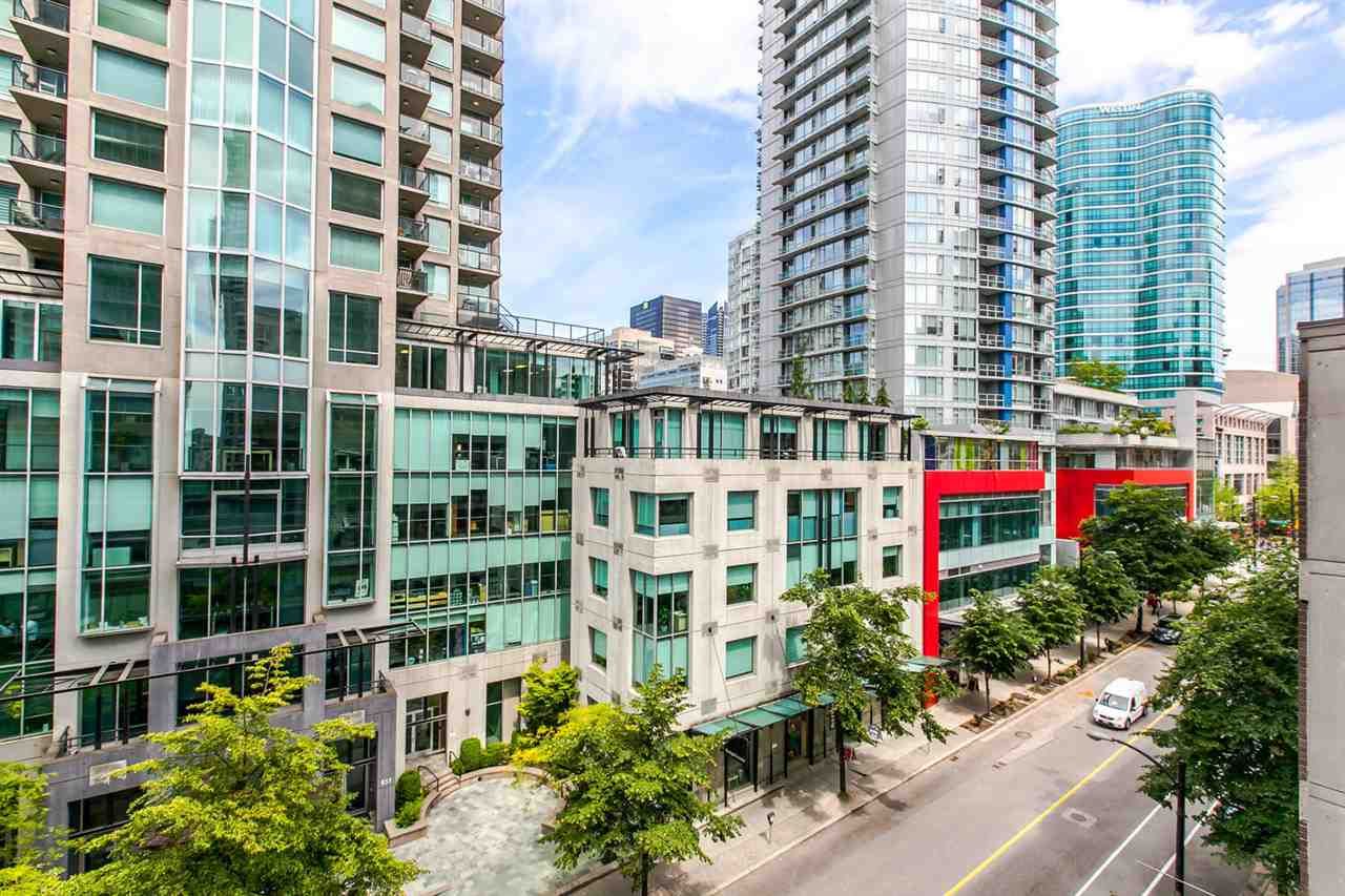 Main Photo: 704 888 HOMER Street in Vancouver: Downtown VW Condo for sale in "BEASLEY" (Vancouver West)  : MLS®# R2077176