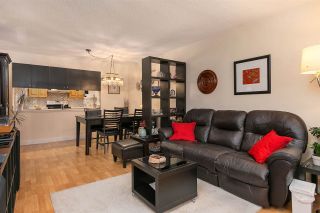 Photo 15: 1607 9521 CARDSTON Court in Burnaby: Government Road Condo for sale in "Concorde Place" (Burnaby North)  : MLS®# R2347542