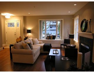 Photo 1: 2856 SPRUCE Street in Vancouver: Fairview VW Townhouse for sale (Vancouver West)  : MLS®# V680140