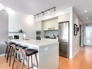 Photo 9: 404 71 E PENDER Street in Vancouver: Downtown VE Condo for sale in "EAST" (Vancouver East)  : MLS®# R2874521
