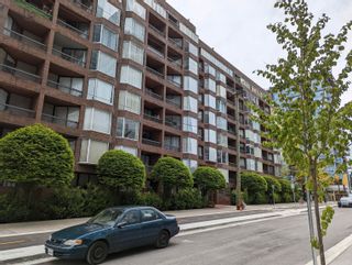 Photo 10: 416 950 DRAKE Street in Vancouver: Downtown VW Condo for sale in "Anchor Point II" (Vancouver West)  : MLS®# R2707056