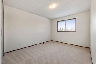 Photo 10: 28 Berkley Close NW in Calgary: Beddington Heights Semi Detached (Half Duplex) for sale : MLS®# A2103849