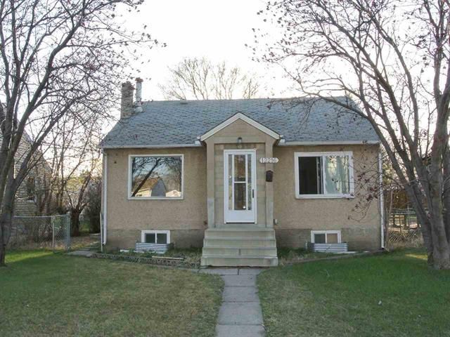 Main Photo: 12216 126 Street NW in Edmonton: House for sale : MLS®# E4017114