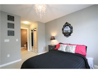 Photo 12: 10 55 HAWTHORN Drive in Port Moody: Heritage Woods PM Townhouse for sale in "COBALT SKY" : MLS®# V1034207
