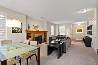 Photo 3: 37 Discovery Heights SW in Calgary: Discovery Ridge Row/Townhouse for sale : MLS®# A2024647