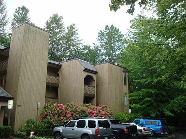 Main Photo: 205 3187 MOUNTAIN HIGHWAY in : Lynn Valley Condo for sale : MLS®# V836769