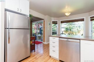 Photo 13: 588 Leaside Ave in VICTORIA: SW Glanford House for sale (Saanich West)  : MLS®# 817494