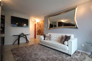 Photo 4: 801 928 RICHARDS Street in Vancouver: Yaletown Condo for sale in "The Savoy" (Vancouver West)  : MLS®# R2112146
