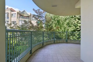 Photo 22: 203 1765 MARTIN Drive in Surrey: Sunnyside Park Surrey Condo for sale in "SOUTHWYND" (South Surrey White Rock)  : MLS®# R2800762