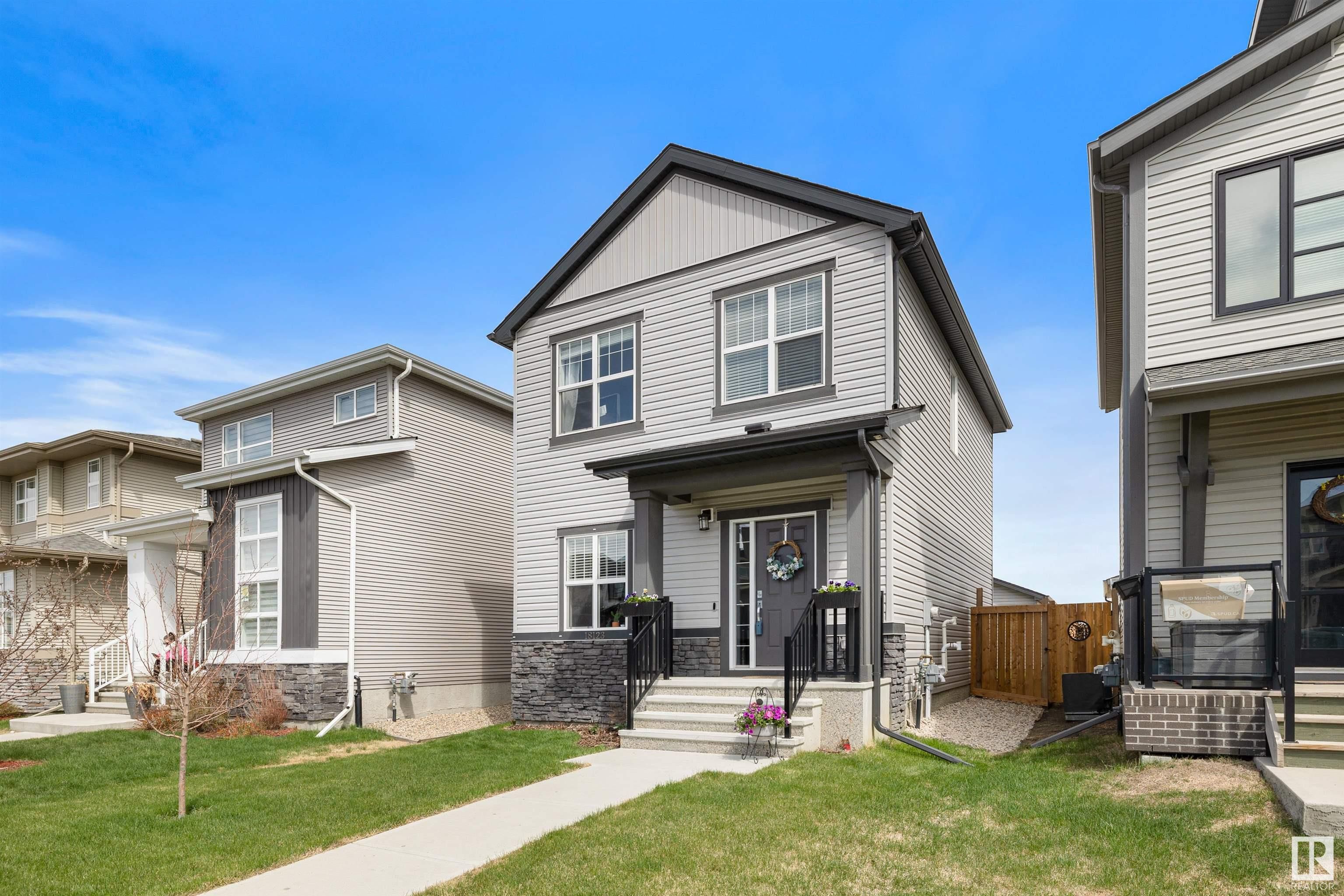 Main Photo: 18123 75 Street in Edmonton: Zone 28 House for sale : MLS®# E4307221