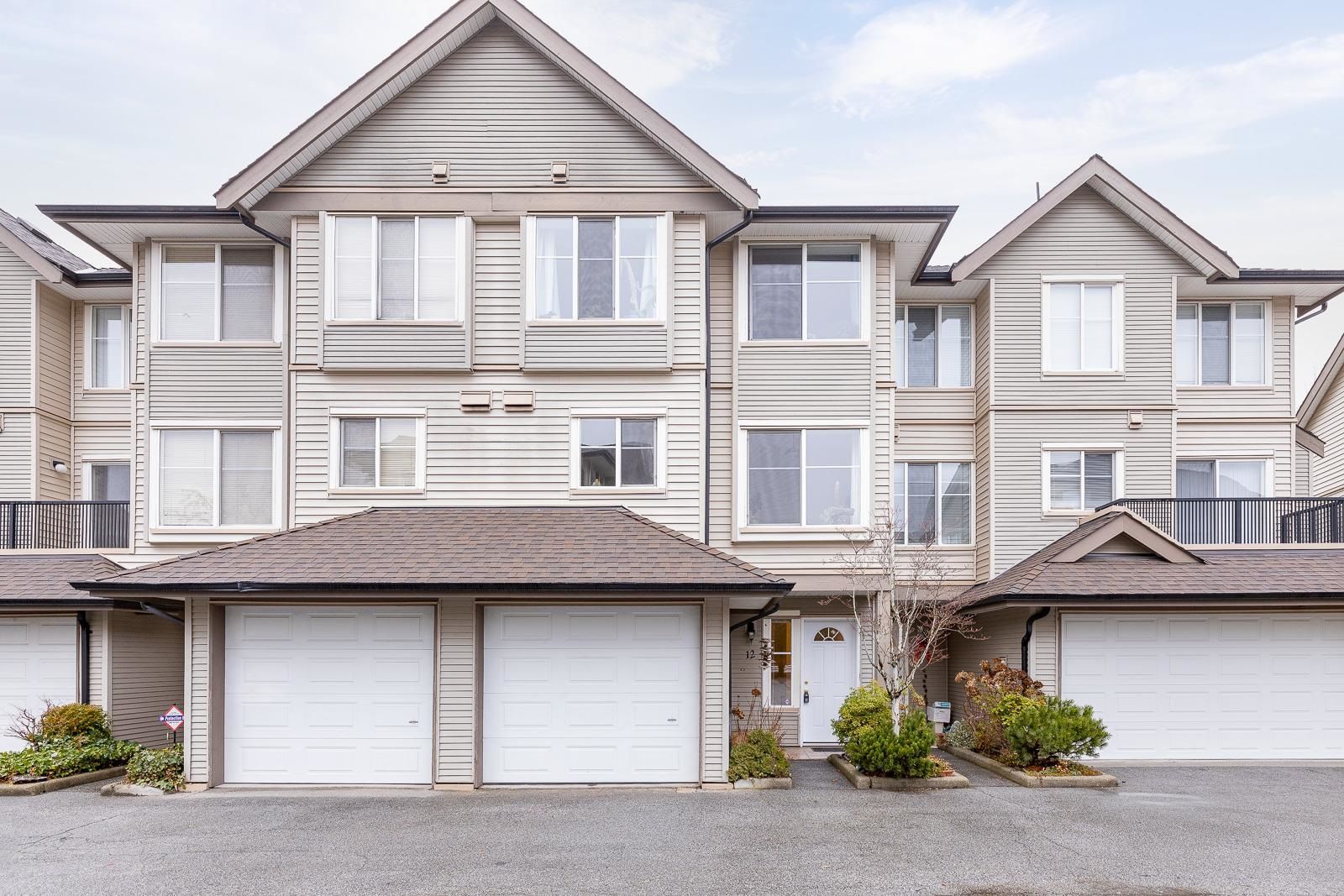 Main Photo: 12 2488 PITT RIVER Road in Port Coquitlam: Mary Hill Townhouse for sale in "NEW CASTLE ESTATES" : MLS®# R2650406