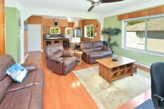 Photo 7: 914 DUNN Ave in Saanich: SE Swan Lake House for sale (Saanich East)  : MLS®# 876045