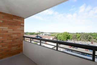Photo 11: 807 6651 MINORU Boulevard in Richmond: Brighouse Condo for sale in "PARK TOWERS" : MLS®# R2270850