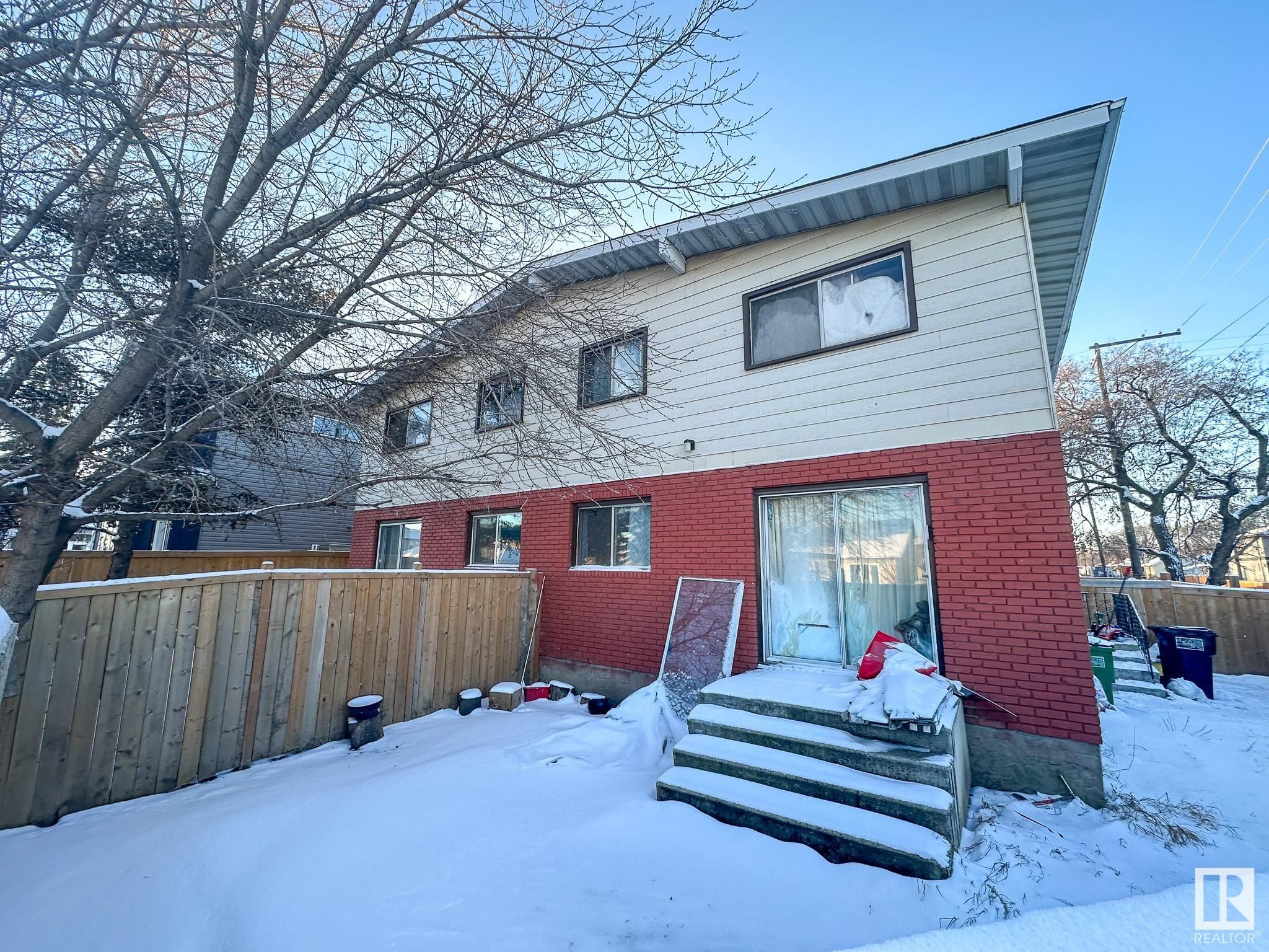 Main Photo: 8205 115 Avenue in Edmonton: Zone 05 House Fourplex for sale : MLS®# E4370334