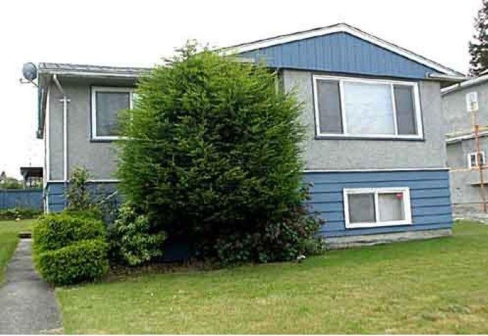 FEATURED LISTING: 3786 MYRTLE Street Burnaby
