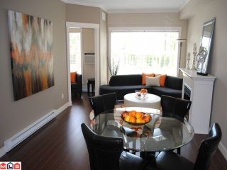 Photo 3: 323 17769 57TH Avenue in Surrey: Cloverdale BC Condo for sale in "CLOVER DOWNS ESTATES" (Cloverdale)  : MLS®# F1016764