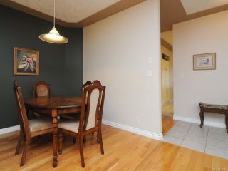 Photo 13: 201 2727 1st St in COURTENAY: CV Courtenay City Row/Townhouse for sale (Comox Valley)  : MLS®# 716740